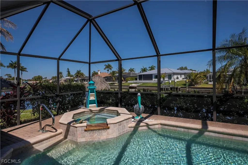 4521 SW 2nd Avenue Cape Coral FL 33914