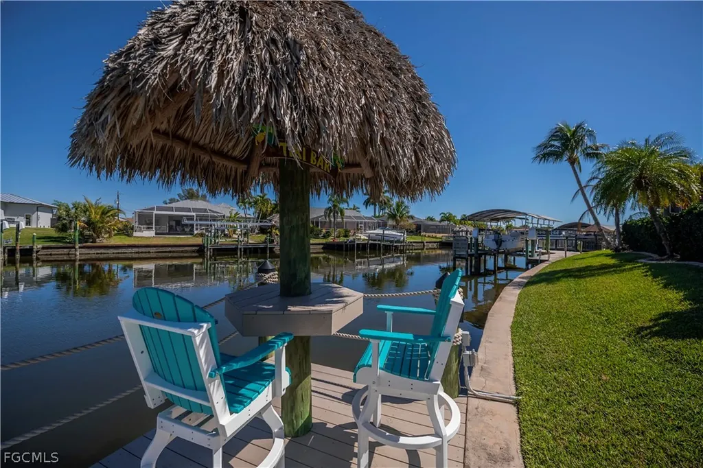 4521 SW 2nd Avenue Cape Coral FL 33914