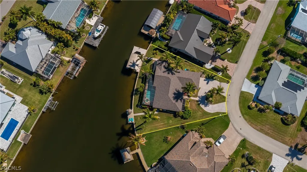 4521 SW 2nd Avenue Cape Coral FL 33914
