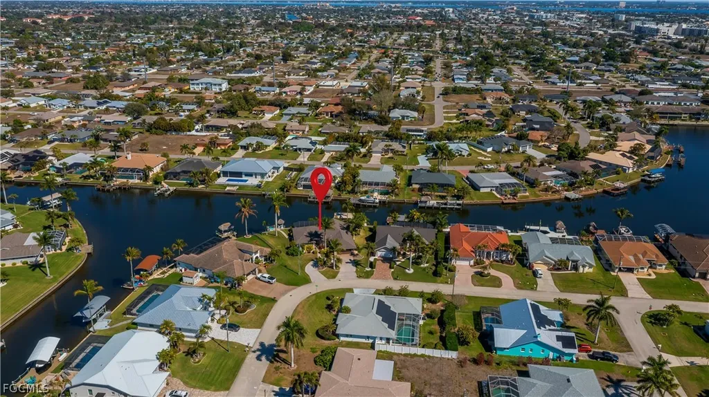 4521 SW 2nd Avenue Cape Coral FL 33914