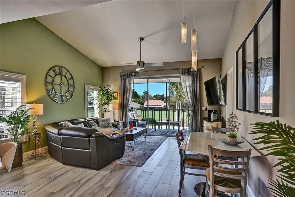 Fort Myers FL, 14971 Rivers Edge Court, Unit 201