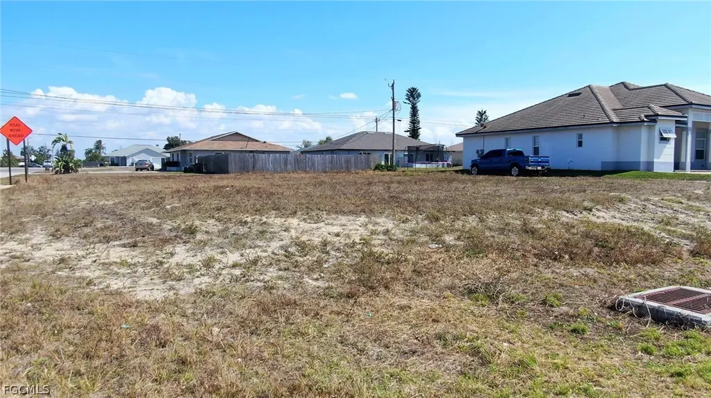 1117 NE 7th Place Cape Coral FL 33909