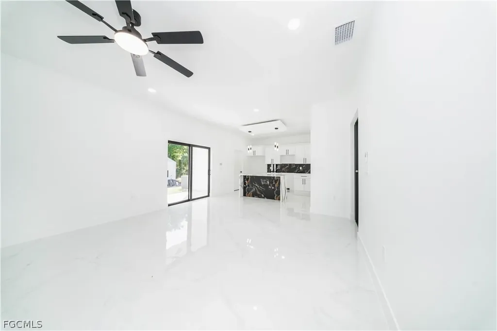 3304 E 15th Street Lehigh Acres FL 33972