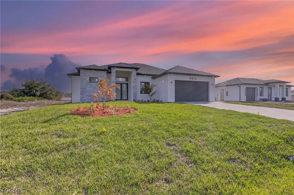 4013 12th Street SW Lehigh Acres FL 33976