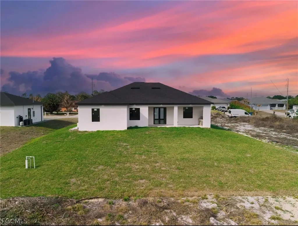 4013 12th Street SW Lehigh Acres FL 33976