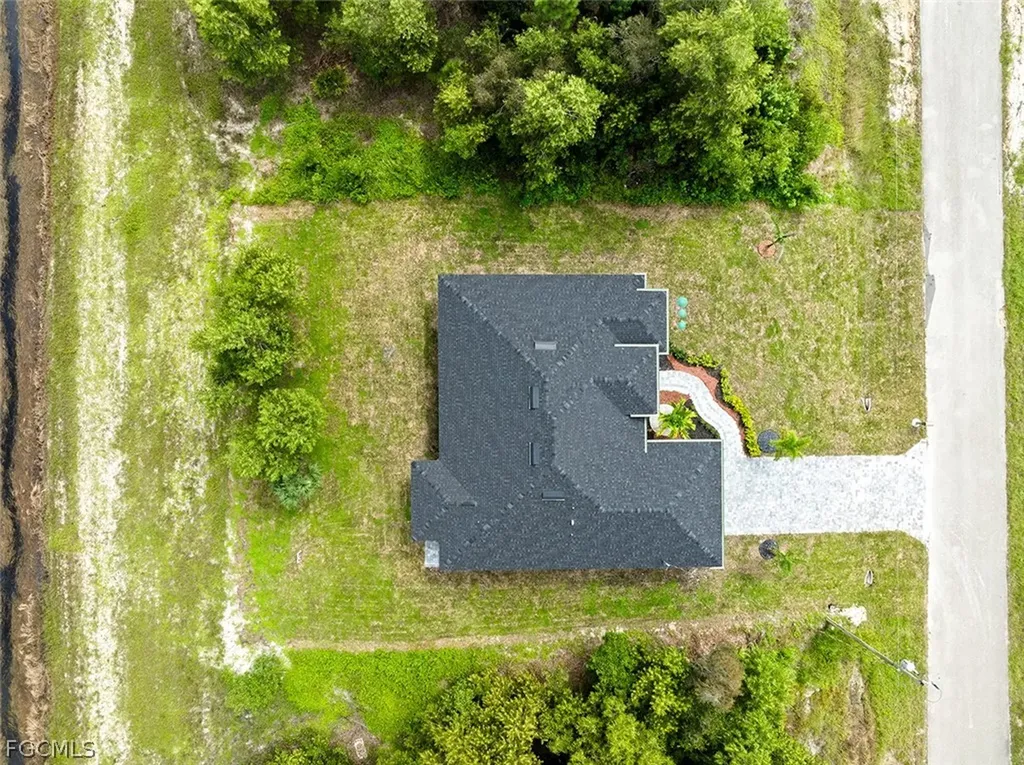 413 Hedgewood Street Lehigh Acres FL 33974
