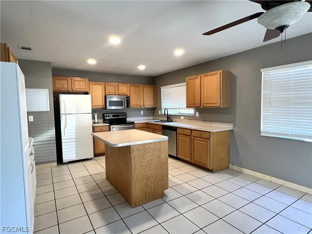 4040 S Edgewater Circle Labelle FL 33935
