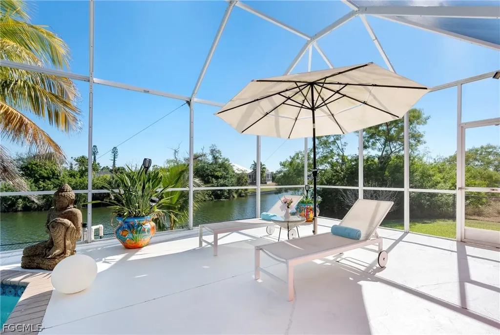 2007 NE 1st Avenue Cape Coral FL 33909