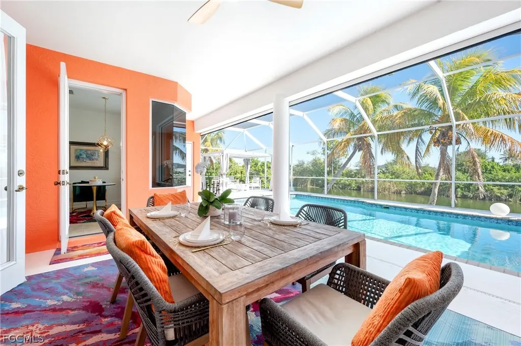 2007 NE 1st Avenue Cape Coral FL 33909