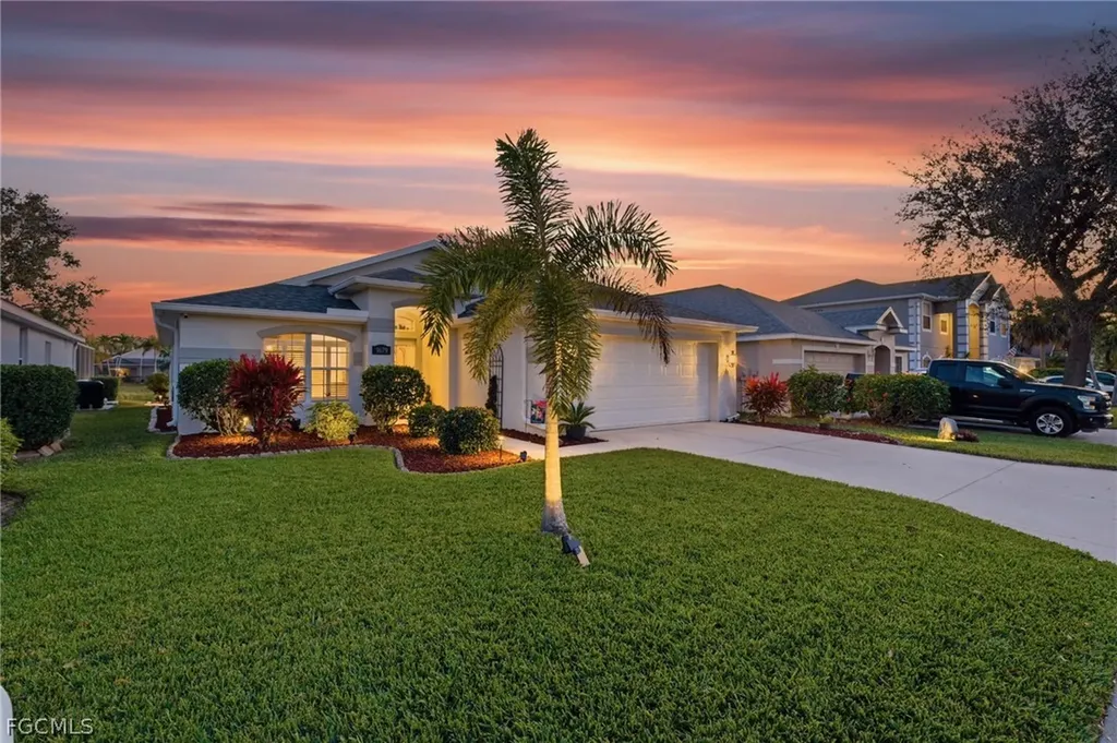 9679 Gladiolus Preserve Circle Fort Myers FL 33908