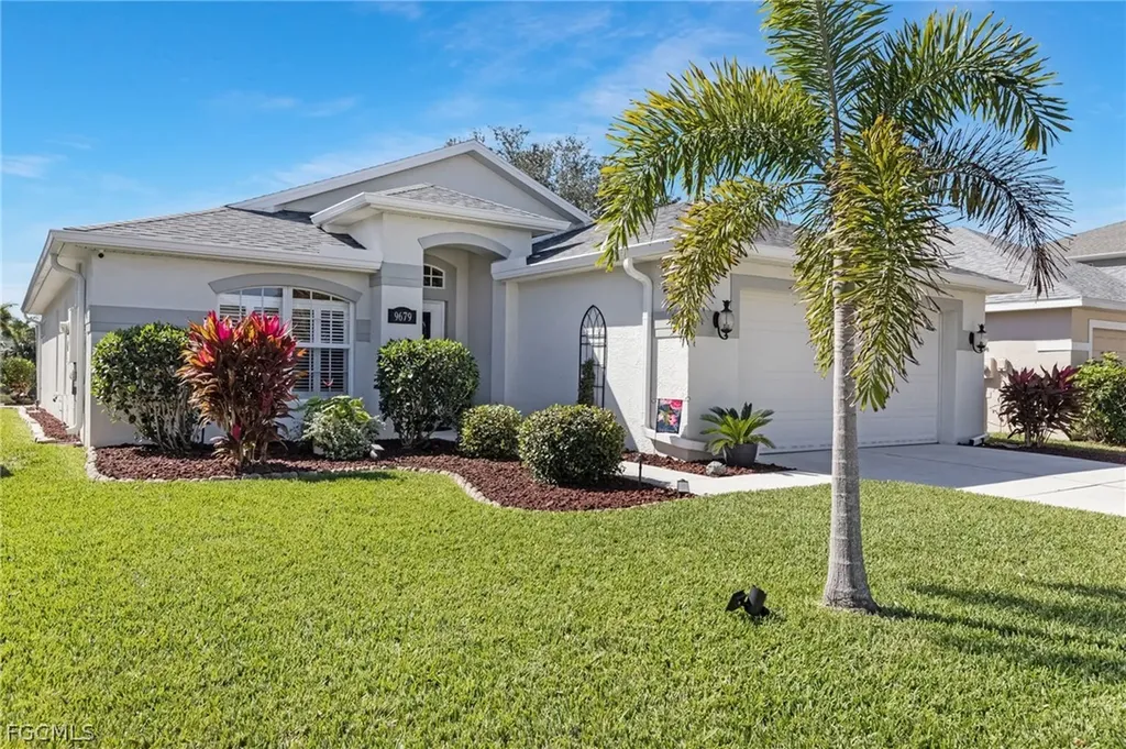 9679 Gladiolus Preserve Circle Fort Myers FL 33908