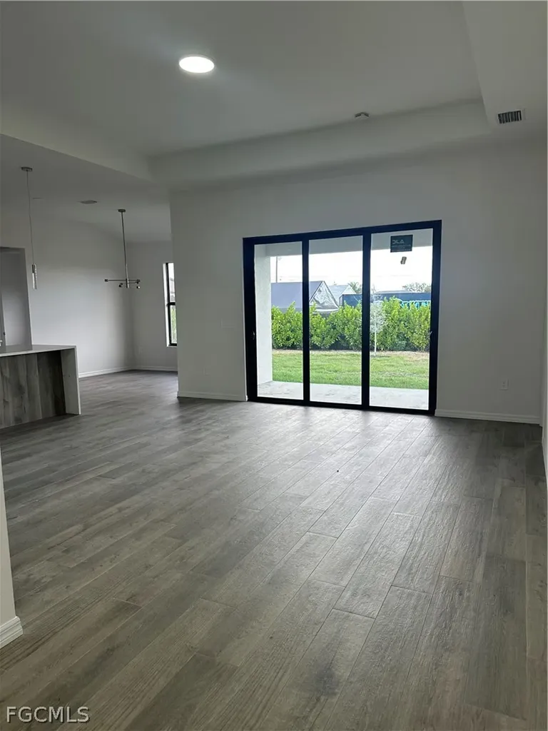 2329 NW 27th Avenue Cape Coral FL 33993