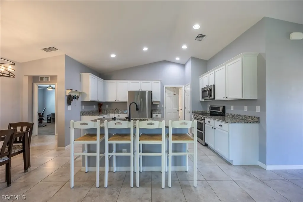 2926 NW 25th Street Cape Coral FL 33993