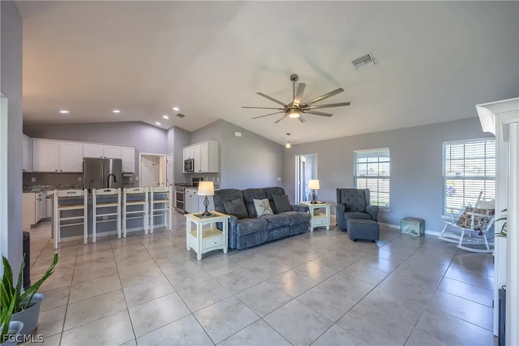 2926 NW 25th Street Cape Coral FL 33993