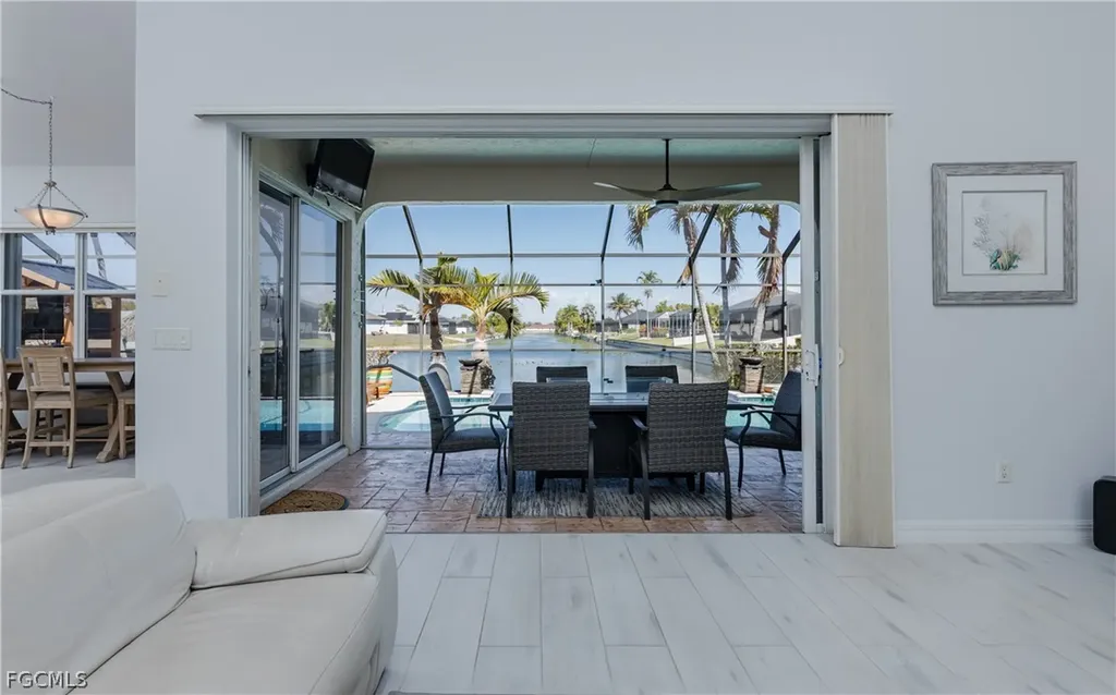 1505 SE 4th Street Cape Coral FL 33990