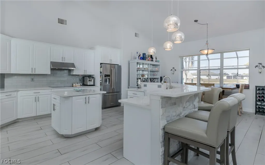 1505 SE 4th Street Cape Coral FL 33990
