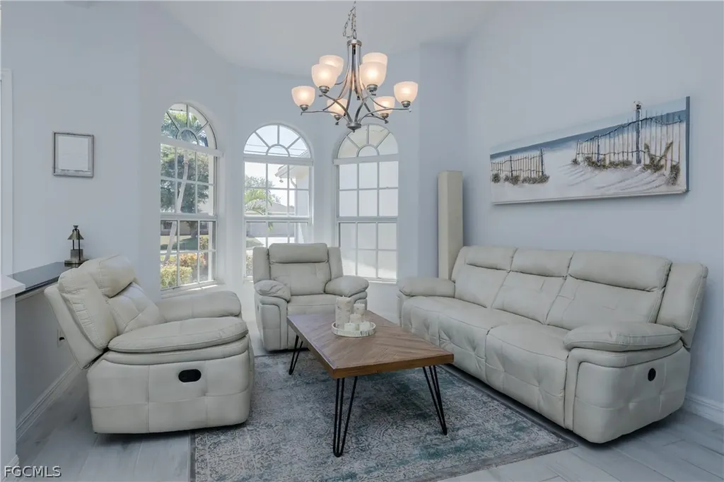 1505 SE 4th Street Cape Coral FL 33990