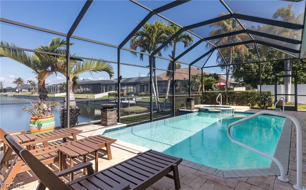 1505 SE 4th Street Cape Coral FL 33990