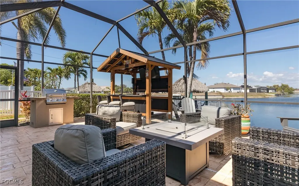 1505 SE 4th Street Cape Coral FL 33990