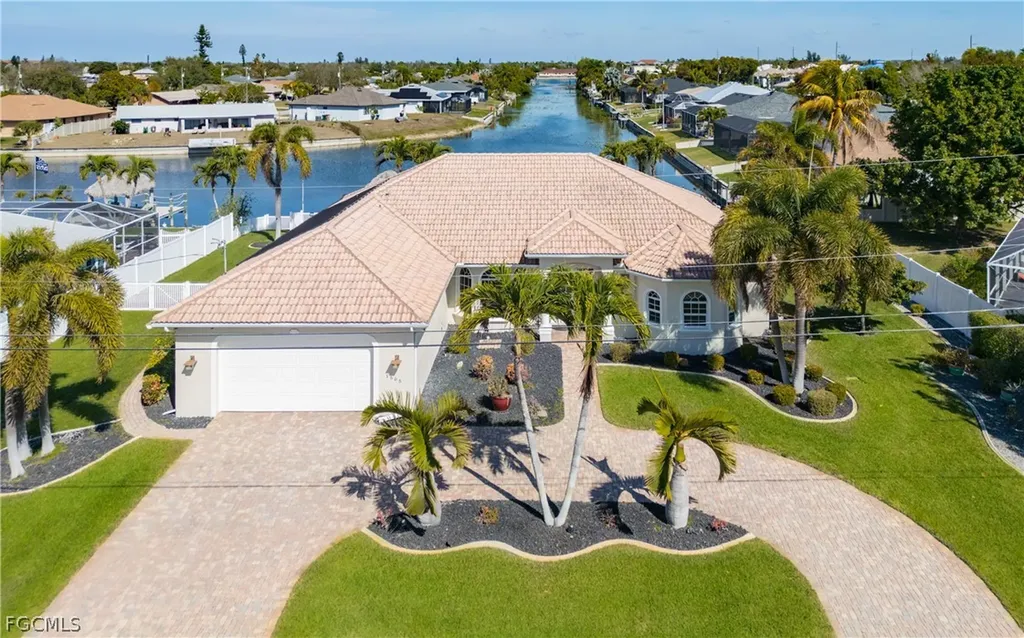 1505 SE 4th Street Cape Coral FL 33990