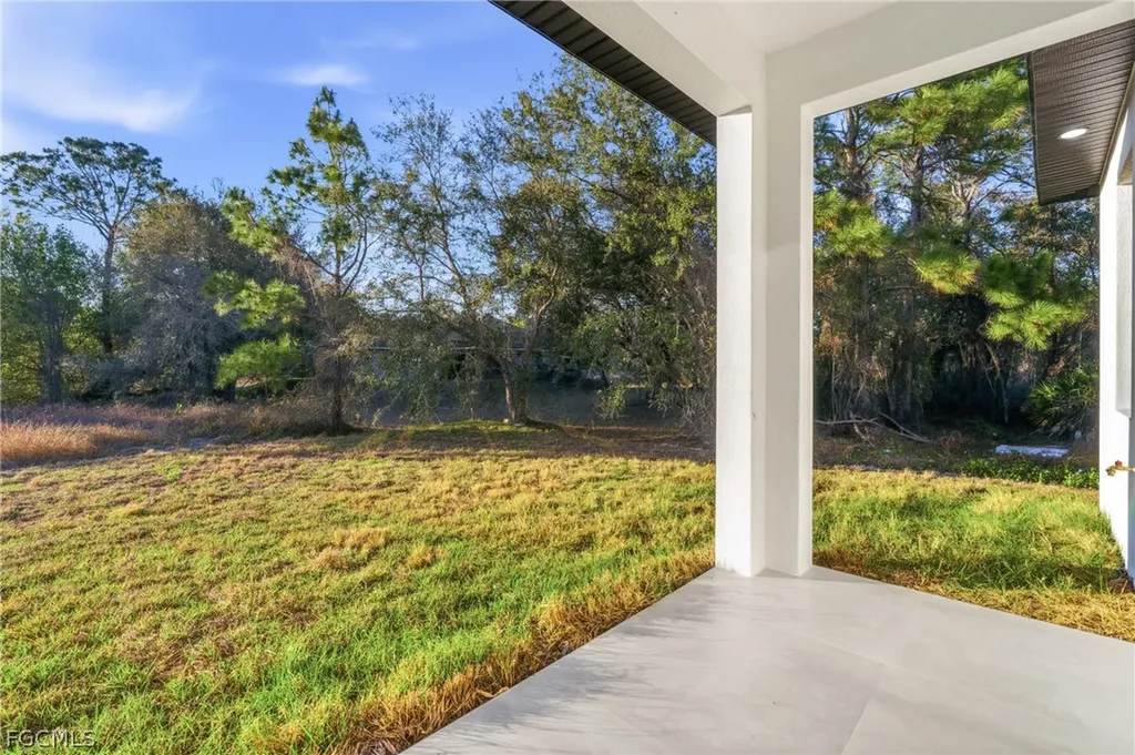 566 Eisenhower Boulevard Lehigh Acres FL 33974