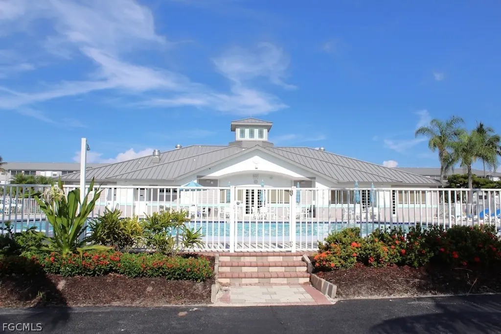 16615 Lake Circle Drive Fort Myers FL 33908