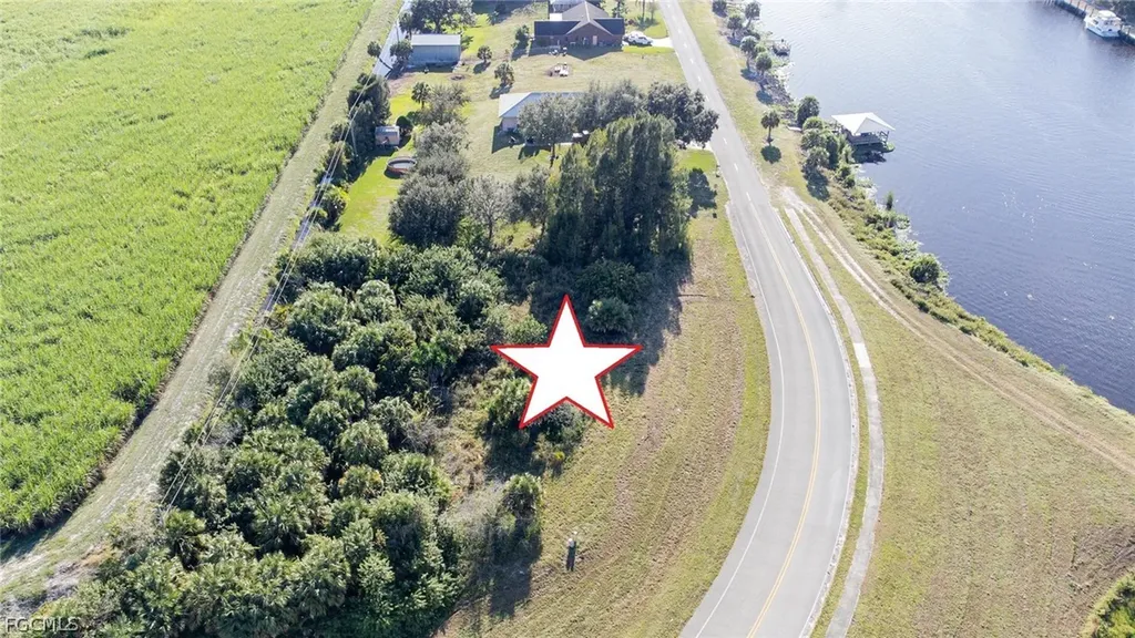 Lot 19 River Road Moore Haven FL 33471
