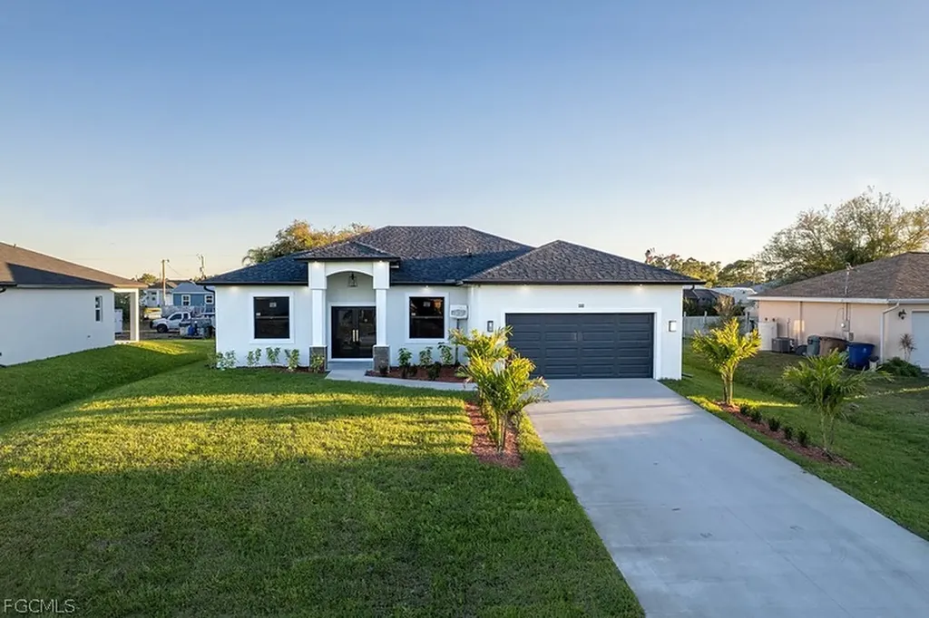 3313 36th Street SW Lehigh Acres FL 33976
