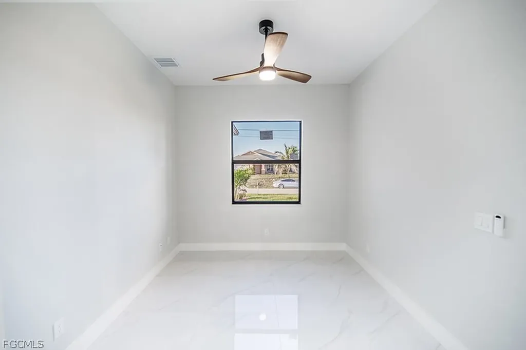 3313 36th Street SW Lehigh Acres FL 33976