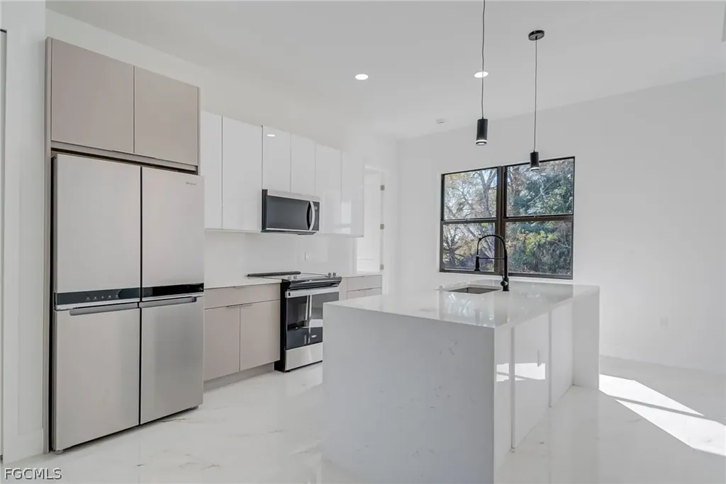 1827 Tomaso Avenue Lehigh Acres FL 33972