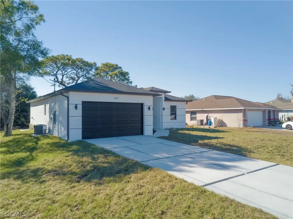 1827 Tomaso Avenue Lehigh Acres FL 33972