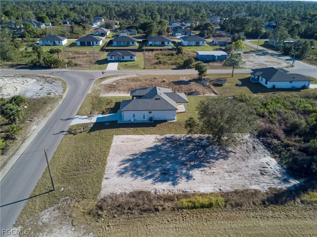 5903 Queen Avenue N Lehigh Acres FL 33971