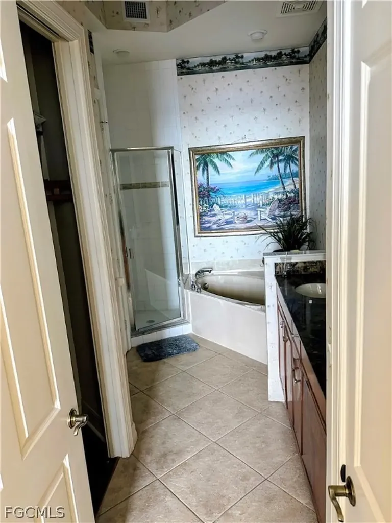 2797 First Street Fort Myers FL 33916