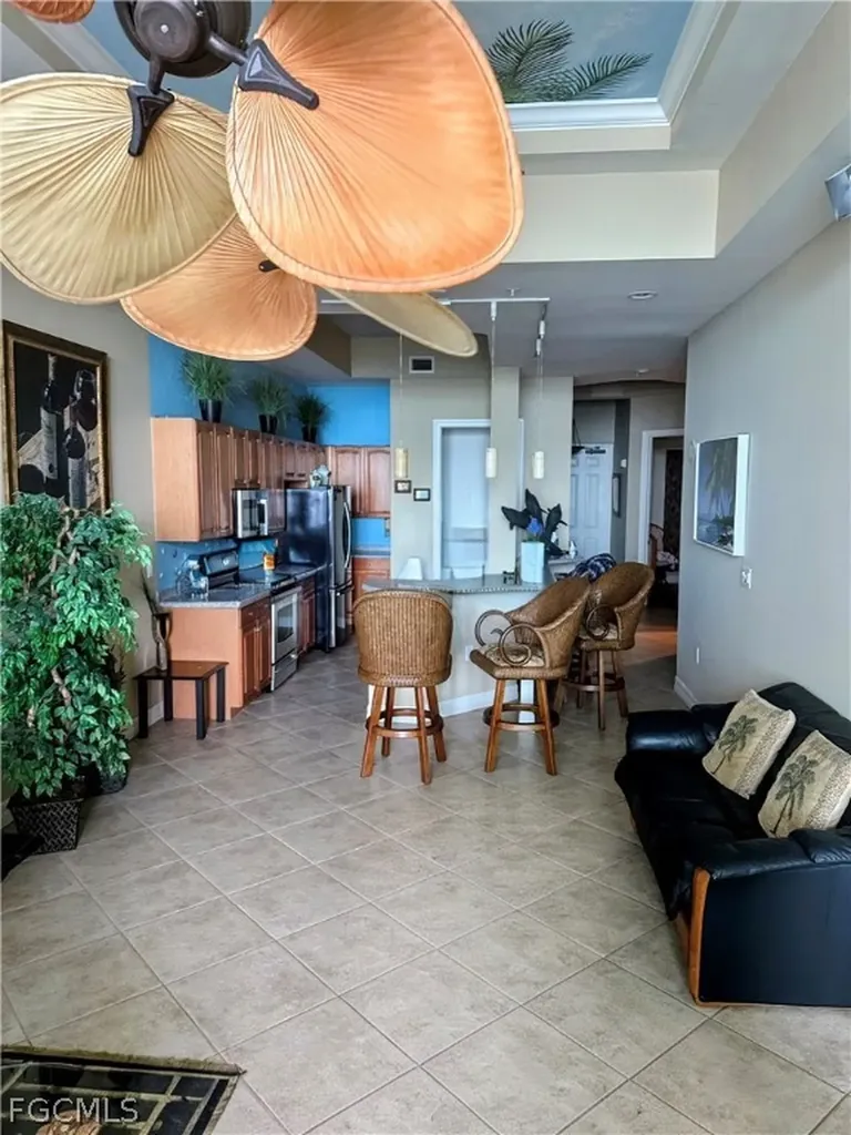 2797 First Street Fort Myers FL 33916