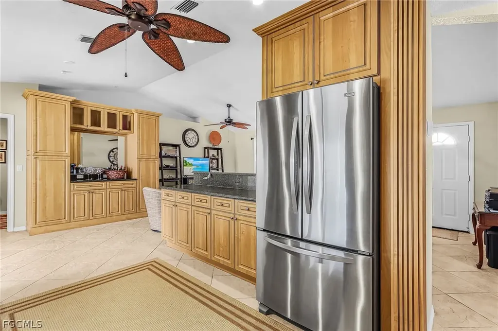 1932 SE 8th Avenue Cape Coral FL 33990
