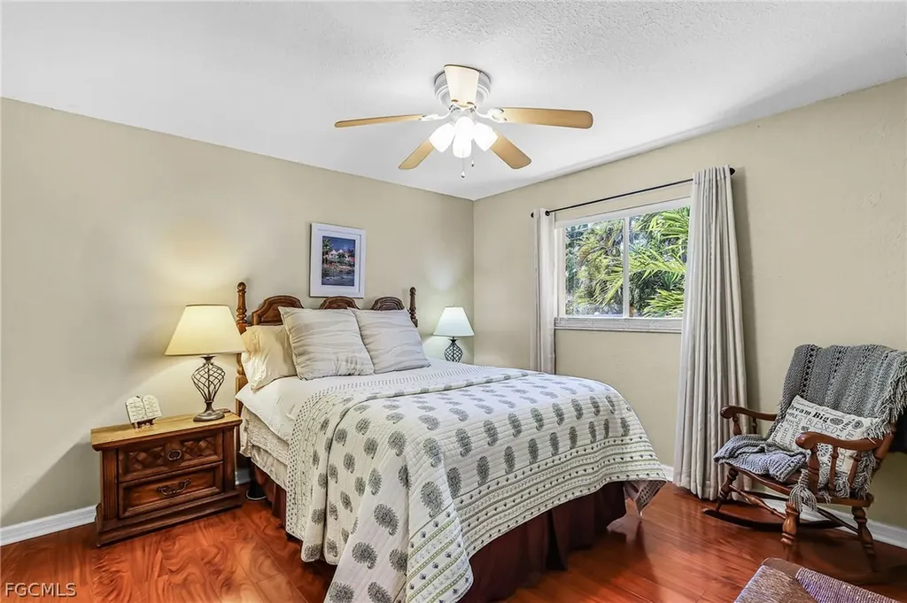 1932 SE 8th Avenue Cape Coral FL 33990