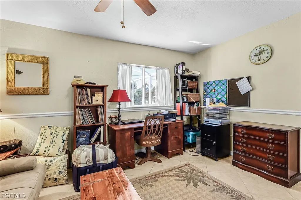 1932 SE 8th Avenue Cape Coral FL 33990