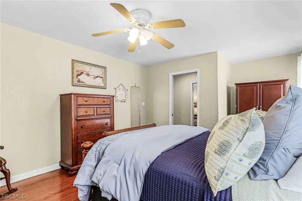 1932 SE 8th Avenue Cape Coral FL 33990
