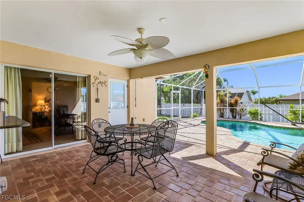 1932 SE 8th Avenue Cape Coral FL 33990