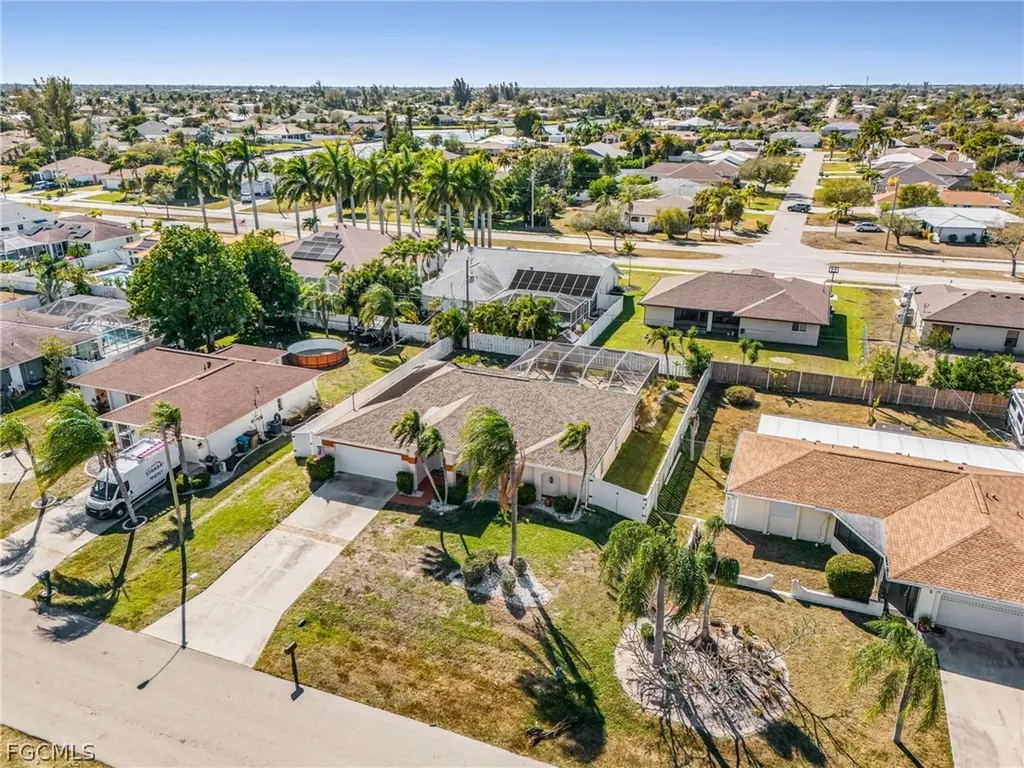 1932 SE 8th Avenue Cape Coral FL 33990
