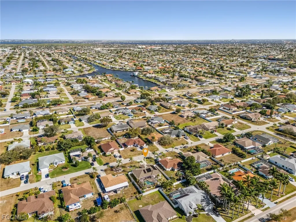 1932 SE 8th Avenue Cape Coral FL 33990