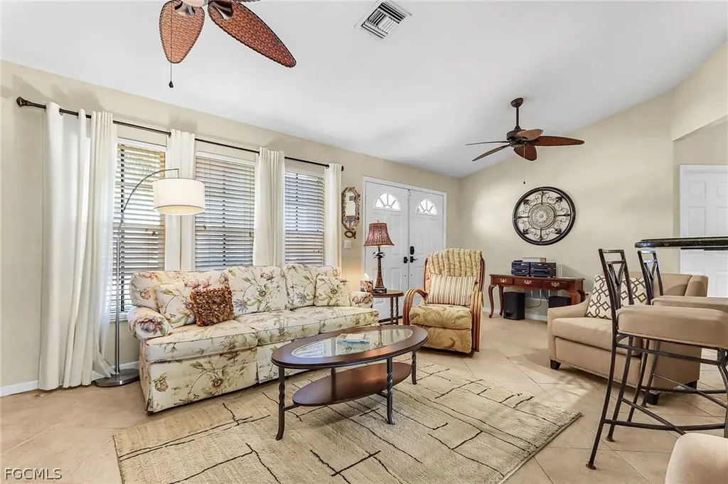 1932 SE 8th Avenue Cape Coral FL 33990
