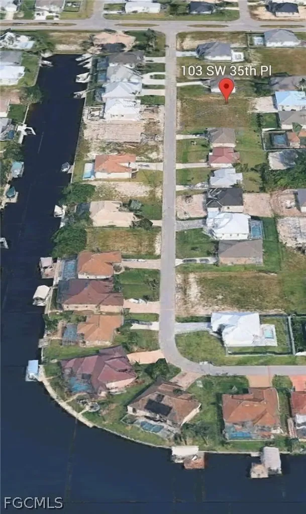 103 SW 35th Place Cape Coral FL 33991