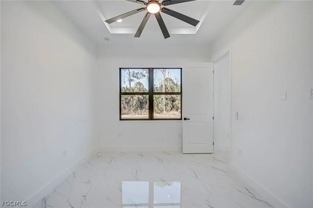 1927 Redmont Avenue Lehigh Acres FL 33972