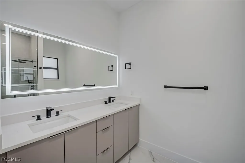 1927 Redmont Avenue Lehigh Acres FL 33972