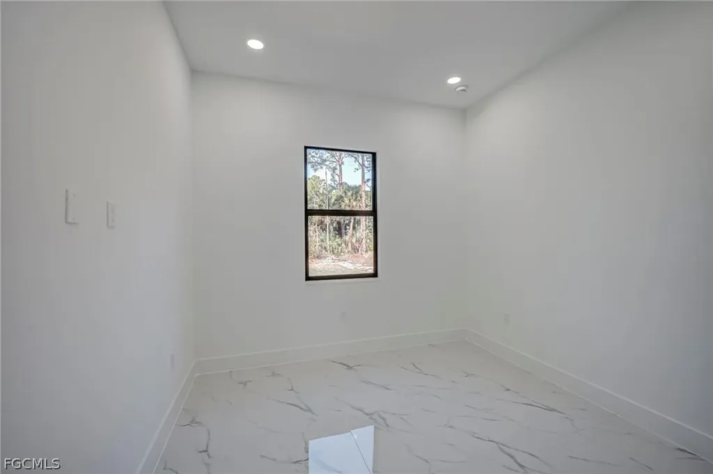 1927 Redmont Avenue Lehigh Acres FL 33972