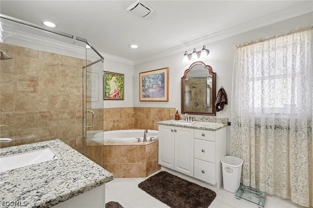 3775 NE 14th Place Cape Coral FL 33909