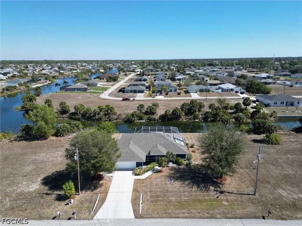 3775 NE 14th Place Cape Coral FL 33909