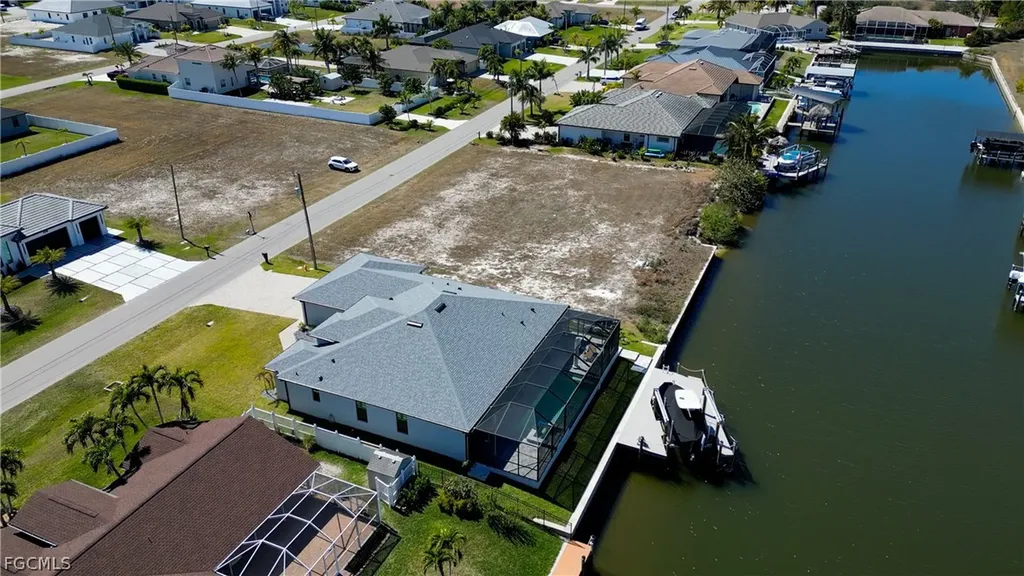 3327 NW 2nd Street Cape Coral FL 33993