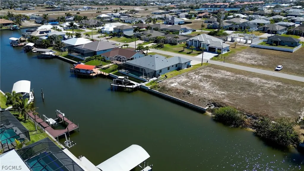 3327 NW 2nd Street Cape Coral FL 33993